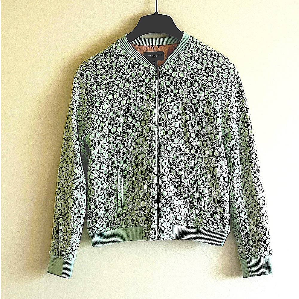 Victoria Beckham women’s pastel green crotchet dress blazer with full zipper.